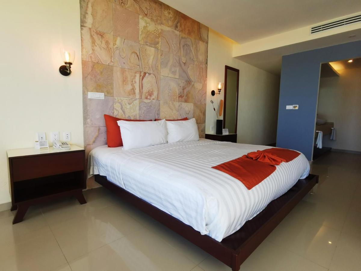 Artisan Playa Esmeralda Family Beach Hotel Playa Chachalacas Екстер'єр фото