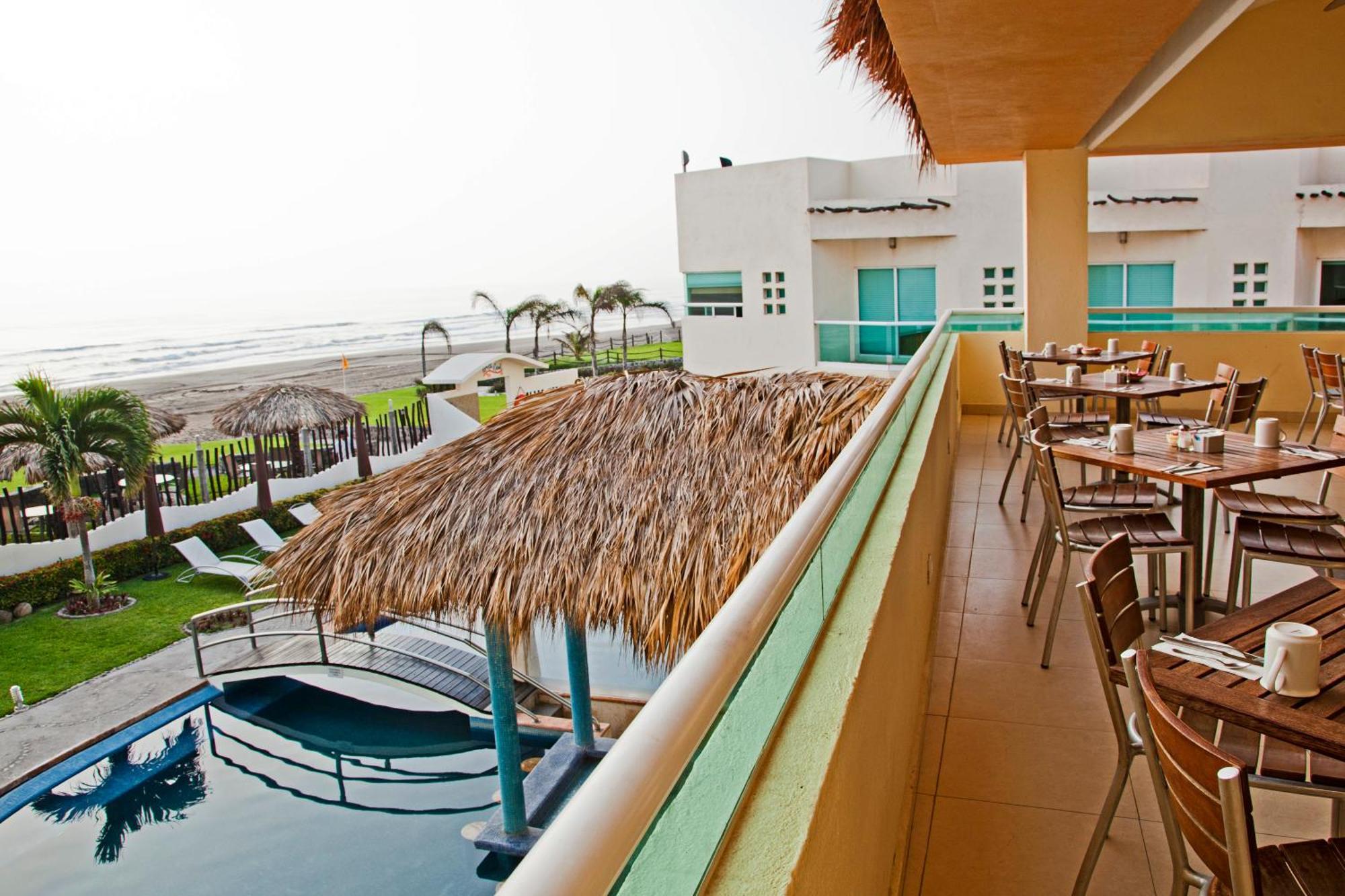 Artisan Playa Esmeralda Family Beach Hotel Playa Chachalacas Екстер'єр фото