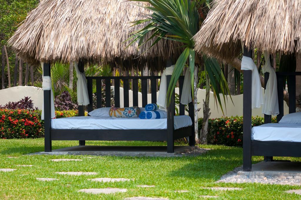 Artisan Playa Esmeralda Family Beach Hotel Playa Chachalacas Екстер'єр фото